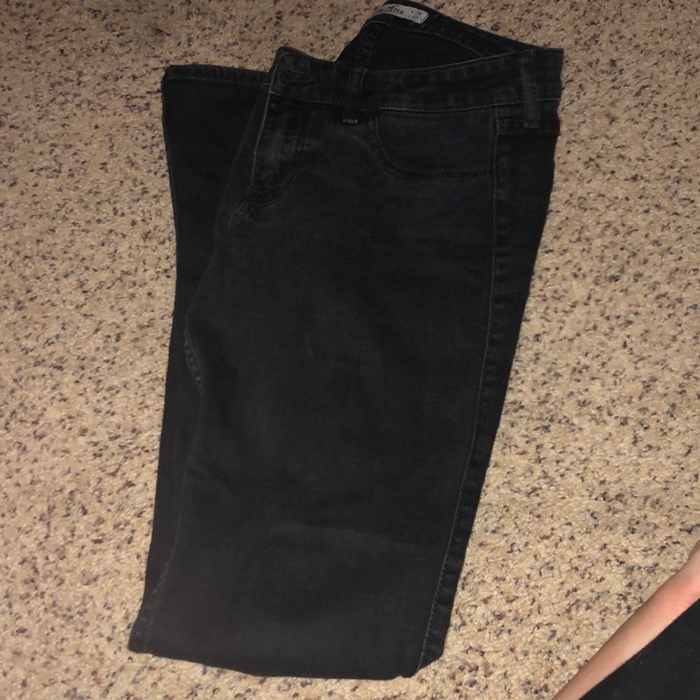Black skinny jeans